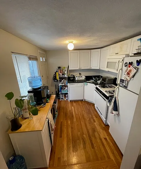 144 Thorndike St — Photo 1