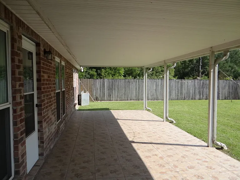 23673 Sweetbriar Ct — Photo 10
