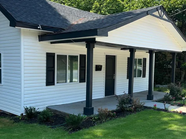 930 W Montgomery St, Milledgeville, GA 31061