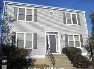 113 Strathmore Ln #113, Wallingford, CT 06492