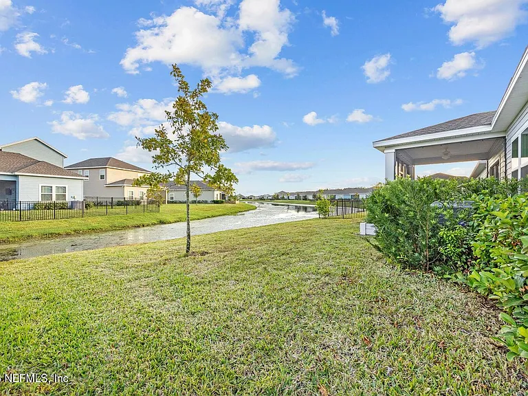 1780 Amberly Dr — Photo 47