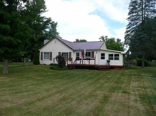 10056 W Elm St, Lake City, MI 49651