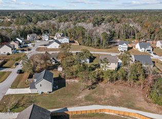509 Poults Dr, Richlands, NC 28574
