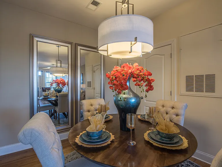 Afton Ridge Apartments — Photo 13