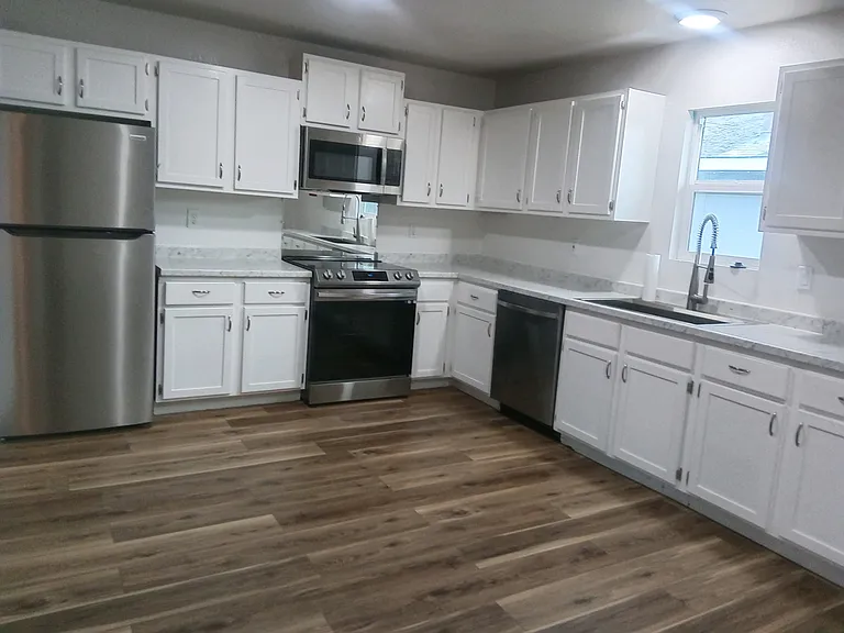 721 N Bunn St #2 — Photo 4
