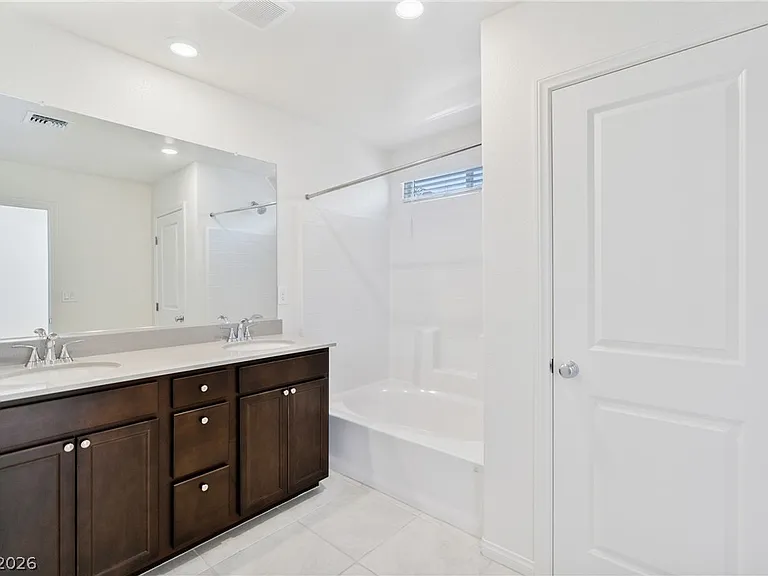9079 Vesey Ave — Photo 13
