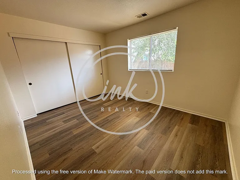 1294 Alicia Cir — Photo 18