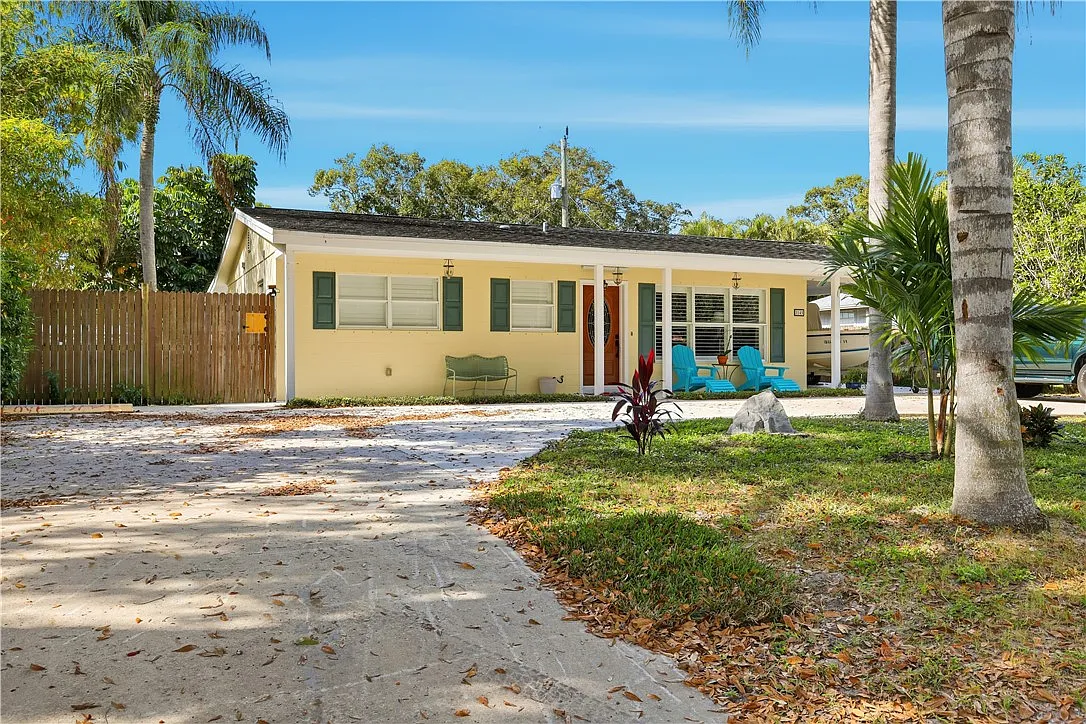 2 bed, 1036 sqft, $3,500 — Photo 3