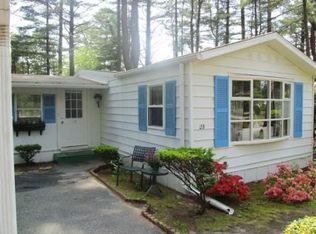 23 Roosevelt Rdg, Carver, MA 02330