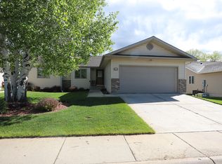 445 Falcon Ridge Dr, Sheridan, WY 82801