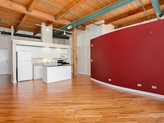 5th image of 2222 W Diversey Ave APT 305