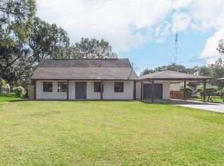 6840 Hansen Blvd, Groves, TX 77619