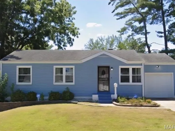 1426 Corinth Dr, Saint Louis, MO 63137