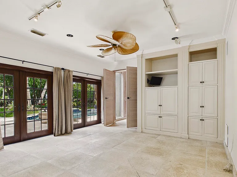 107 Flagler Promenade S — Photo 13