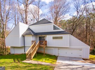 2982 Duke Of Windsor, Atlanta, GA 30344