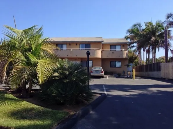 Vulcan Apartments, 1075 N Vulcan Ave APT 6, Encinitas, CA 92024