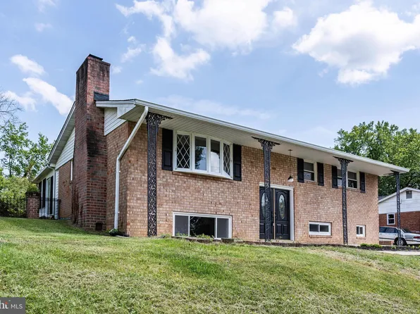 7512 Harpers Dr, Fort Washington, MD 20744