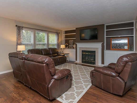 4th image of 7152 Braxton Dr