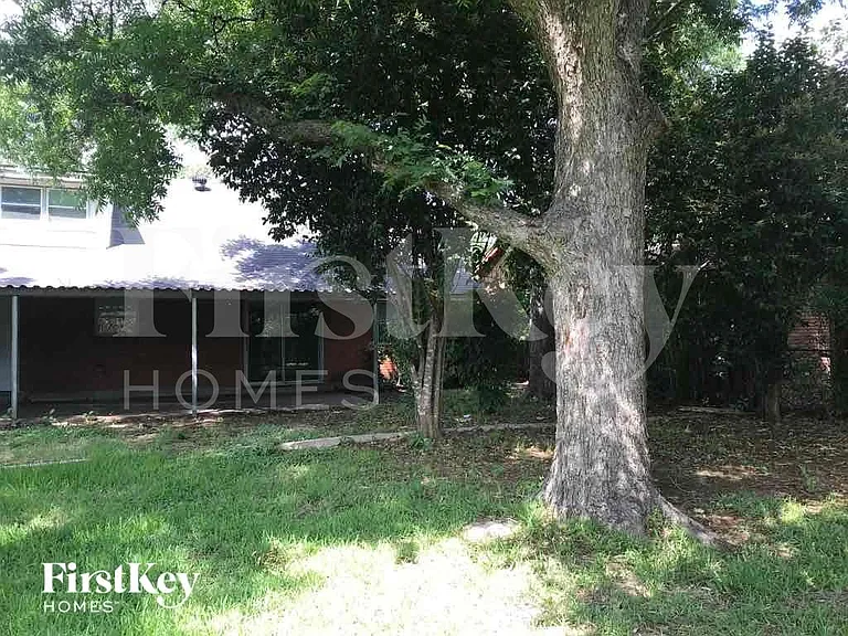5605 Odessa Ave — Photo 26