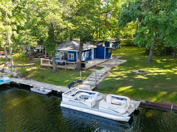 14956 Bachelor Is, Buchanan, MI 49107