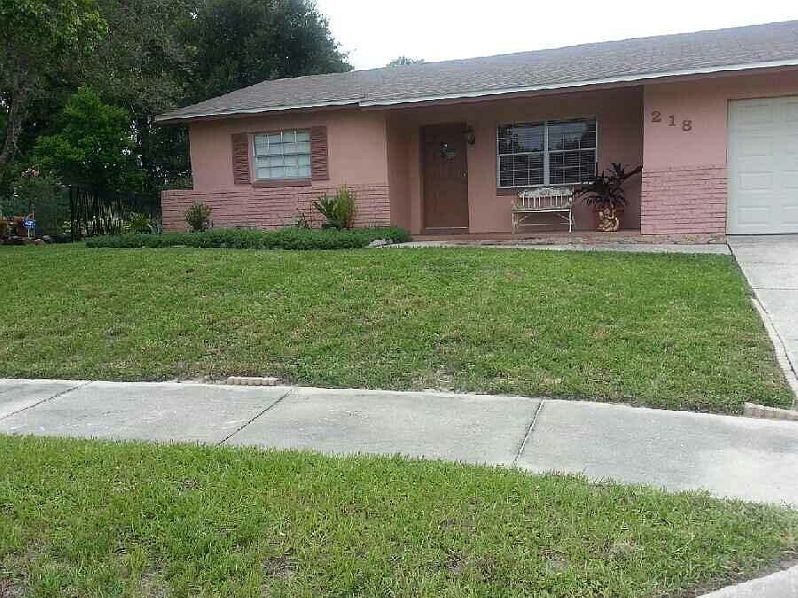 1st image of 218 Melissa Ct