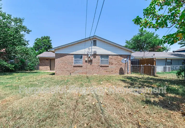 1324 SW 61st Ter — Photo 23