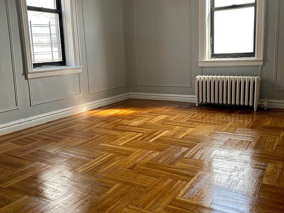 5th image of 3280 Rochambeau Ave APT 6B