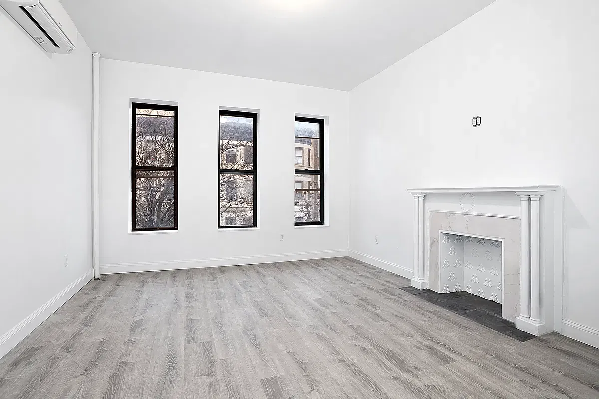 528 West 150th Street — Photo 2