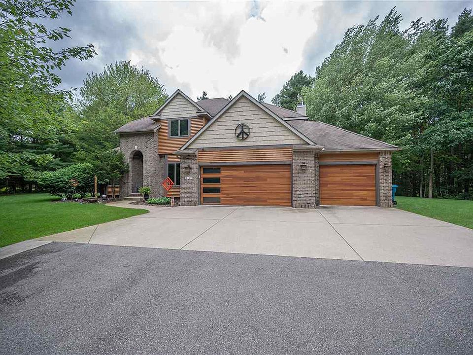 2465 N Deer Valley Dr, Midland, MI 48642 MLS 50047007