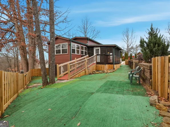 96 Stag Leap Dr, Cleveland, GA 30528