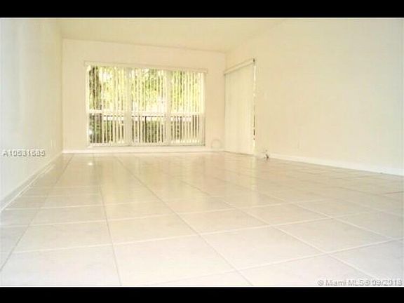 4th image of 5501 NE 25th Ave