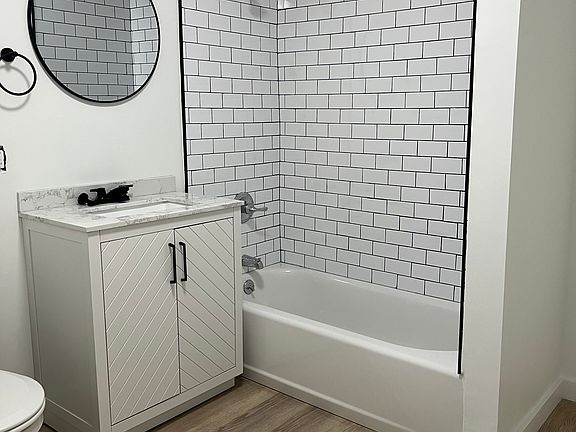 2nd image of 191 Ashburton Ave #3
