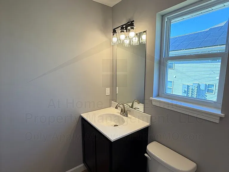 2620 N Bluff St #101 — Photo 24