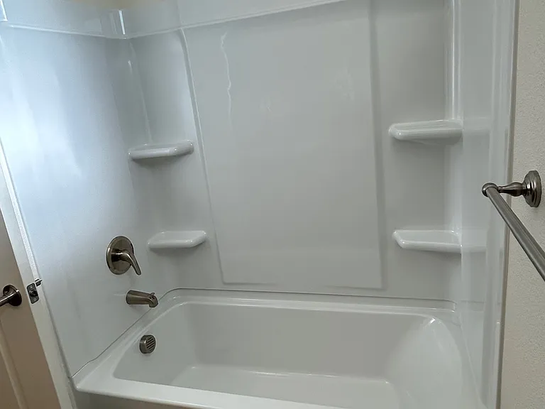 The Overlook Apartments — Photo 51