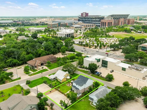 802 Aberdeen Pl, College Station, TX 77840
