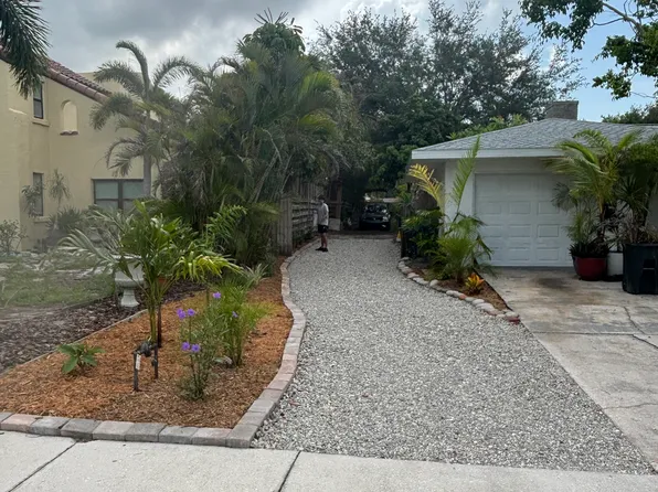 1009 Montezuma Dr, Bradenton, FL 34209