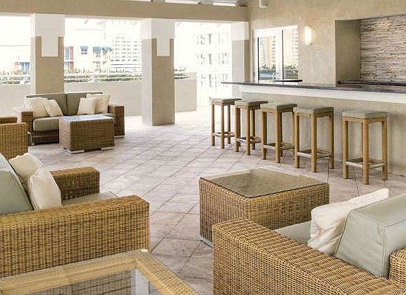 20141028195616388911000000-o