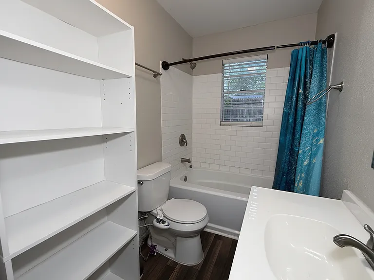 701 N Mirick Ave — Photo 5