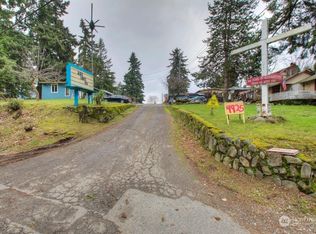 4925 Waller Rd E, Tacoma, WA 98443