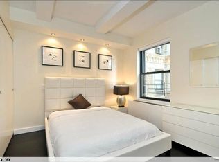 152 W 51st St, New York, NY 10019