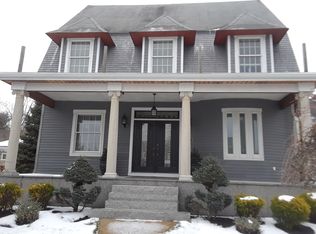 835 Hanover St, Fall River, MA 02720