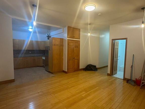 2nd image of 2228 Amsterdam Ave APT 1B