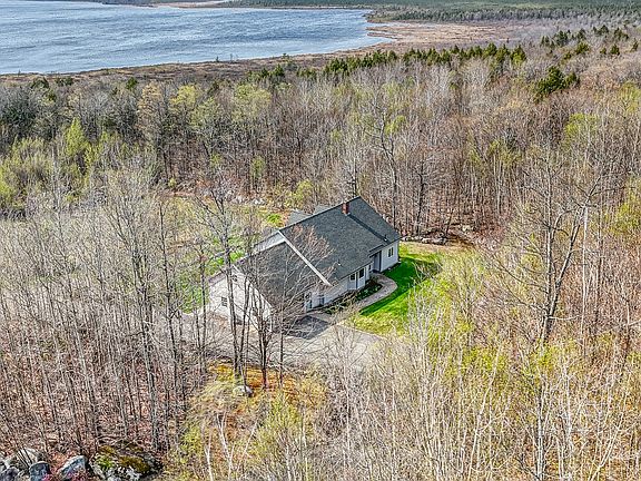 4th image of 63 Bay View Drive