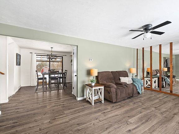 4th image of 2420 Mansfield Washington Rd