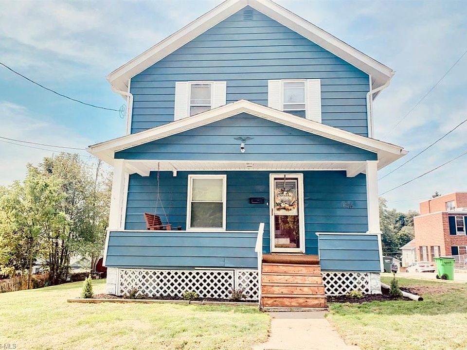 1st image of 124 Fernwood Ave