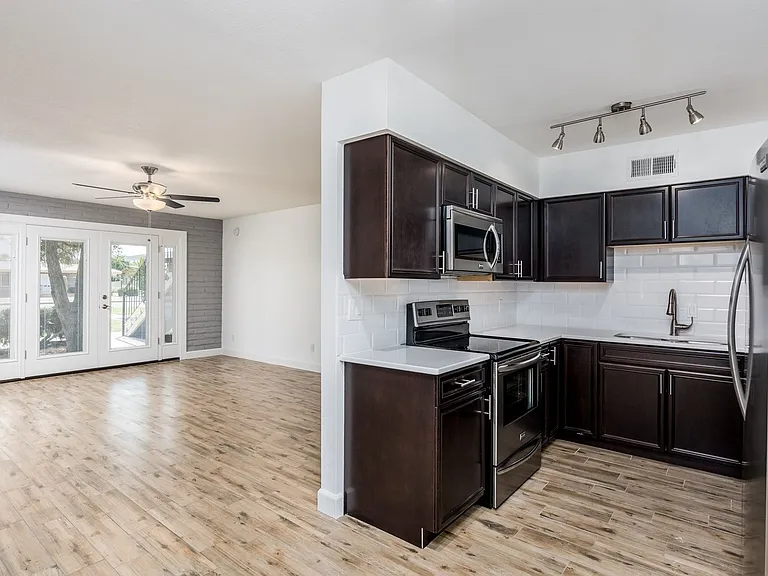 3718 E Glenrosa Ave #3 — Photo 6