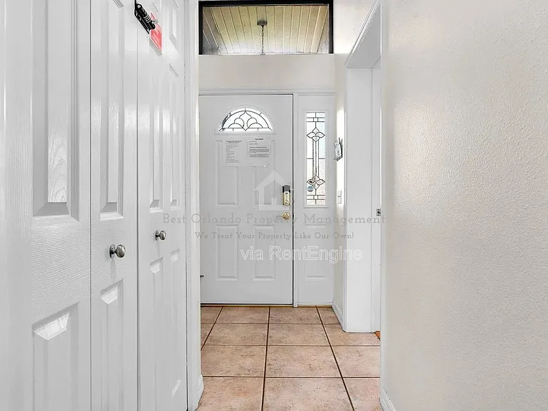 714 Caribou Dr #1 — Photo 3