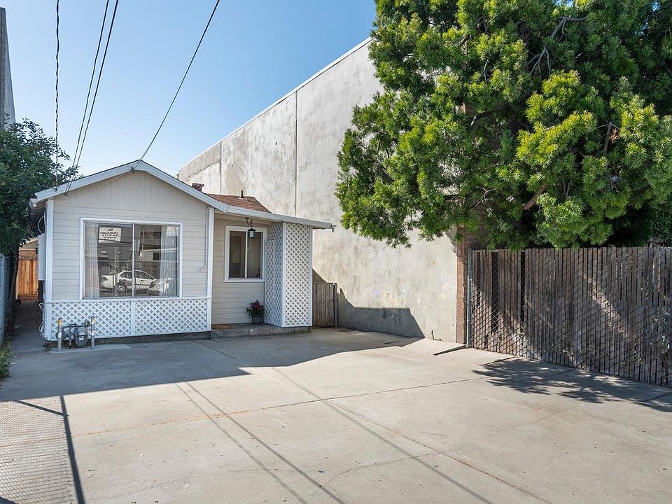 1st image of 428 Macarthur Ave