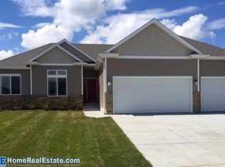 1151 N 97th St, Lincoln, NE 68505