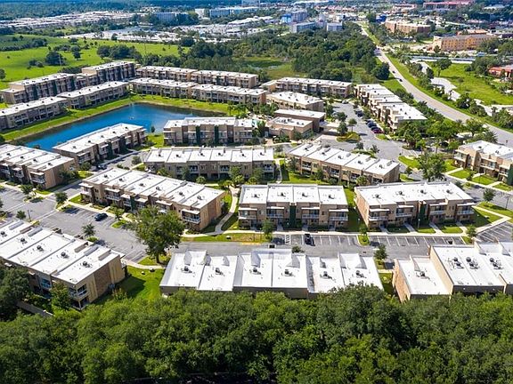 3rd image of 7647 Recife Dr
